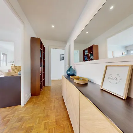 The Opal - 2bds In The Center Daire *